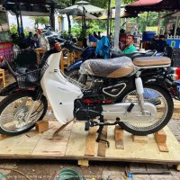 Anh Chị cần gửi xe xích lô, xe máy, xe lam sang làm decor cho chùa, nhà hàng, quán ăn, khu du lịch hay dịp lễ tết nhắn em nhé