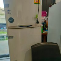 Nhà e có nhiều đệm .tủ lạnh .máy giặt.giườn