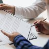 'Bẫy' hợp đồng bảo hiểm: Sập sàn nhà tắm vẫn không được đền bù trọn vẹn