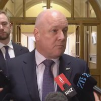 Stuart Nash rút khỏi tranh cử NZ First sau phát ngôn coi thường nữ nghị sĩ